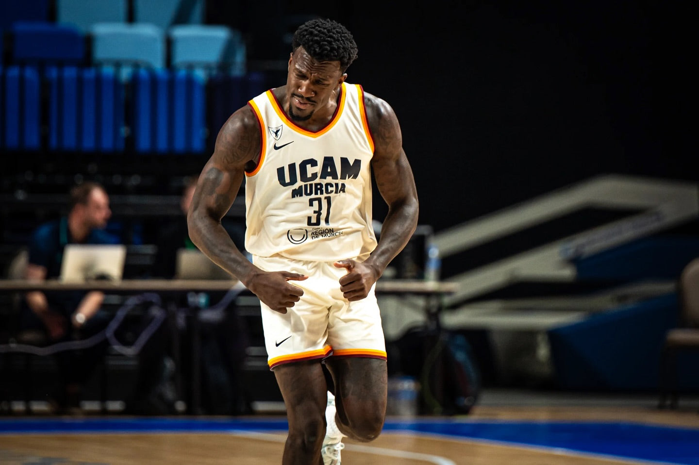 Camiseta Juego UCAM CB 25-26 Vainilla