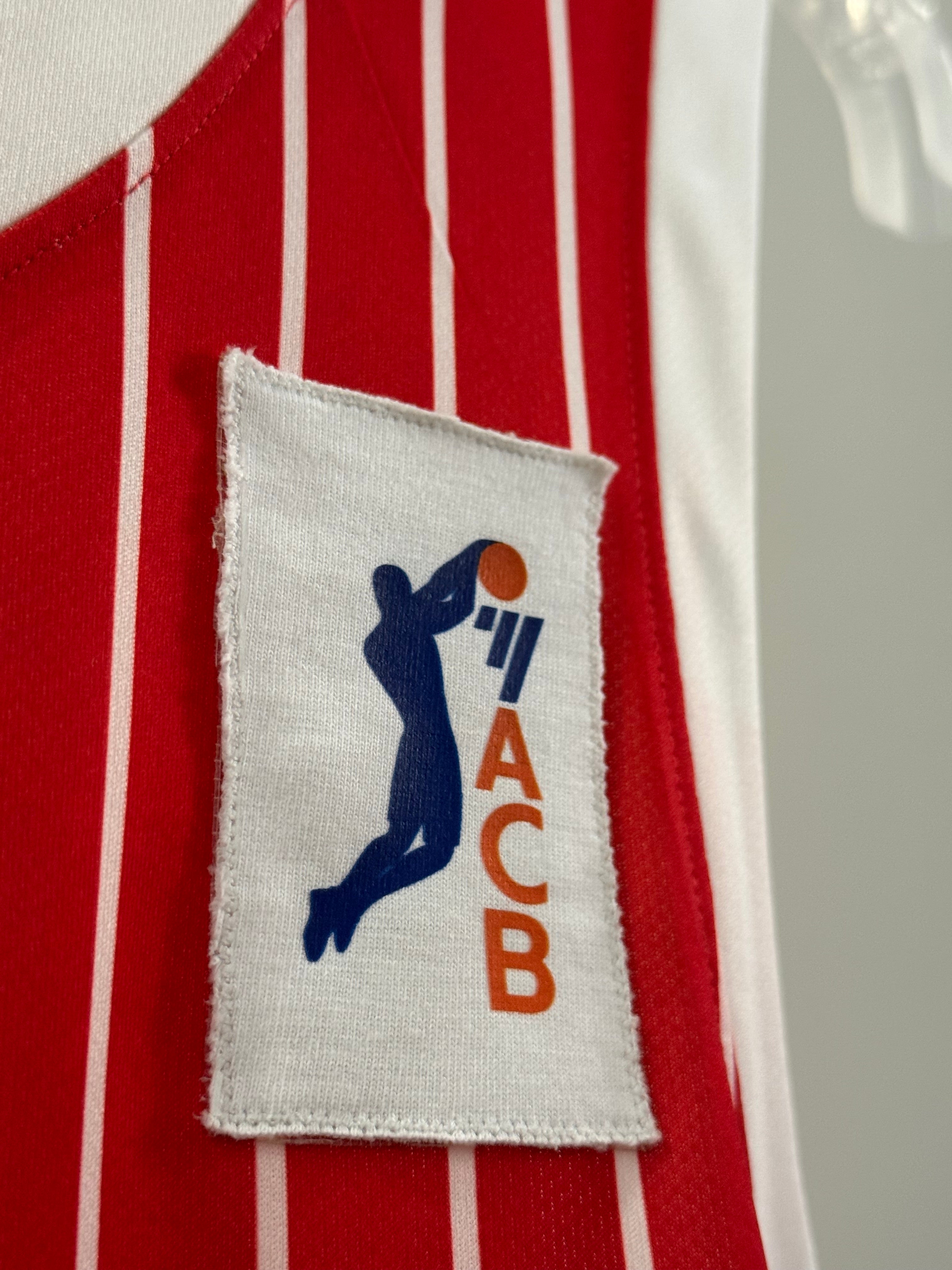 CAMISETA CONMEMORATIVA 40 ANIVERSARIO UCAM CB – EDICIÓN LIMITADA