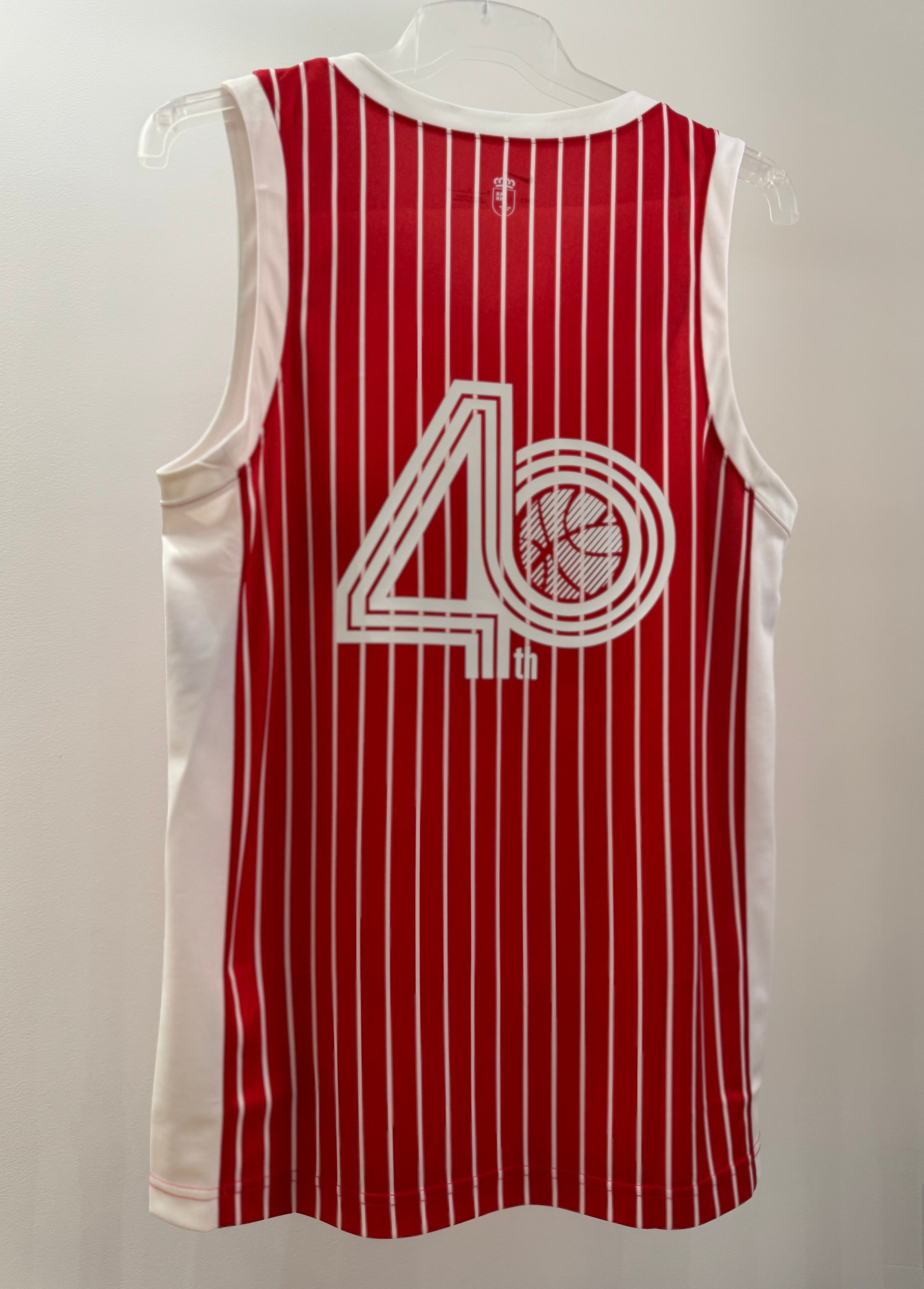 CAMISETA CONMEMORATIVA 40 ANIVERSARIO UCAM CB – EDICIÓN LIMITADA