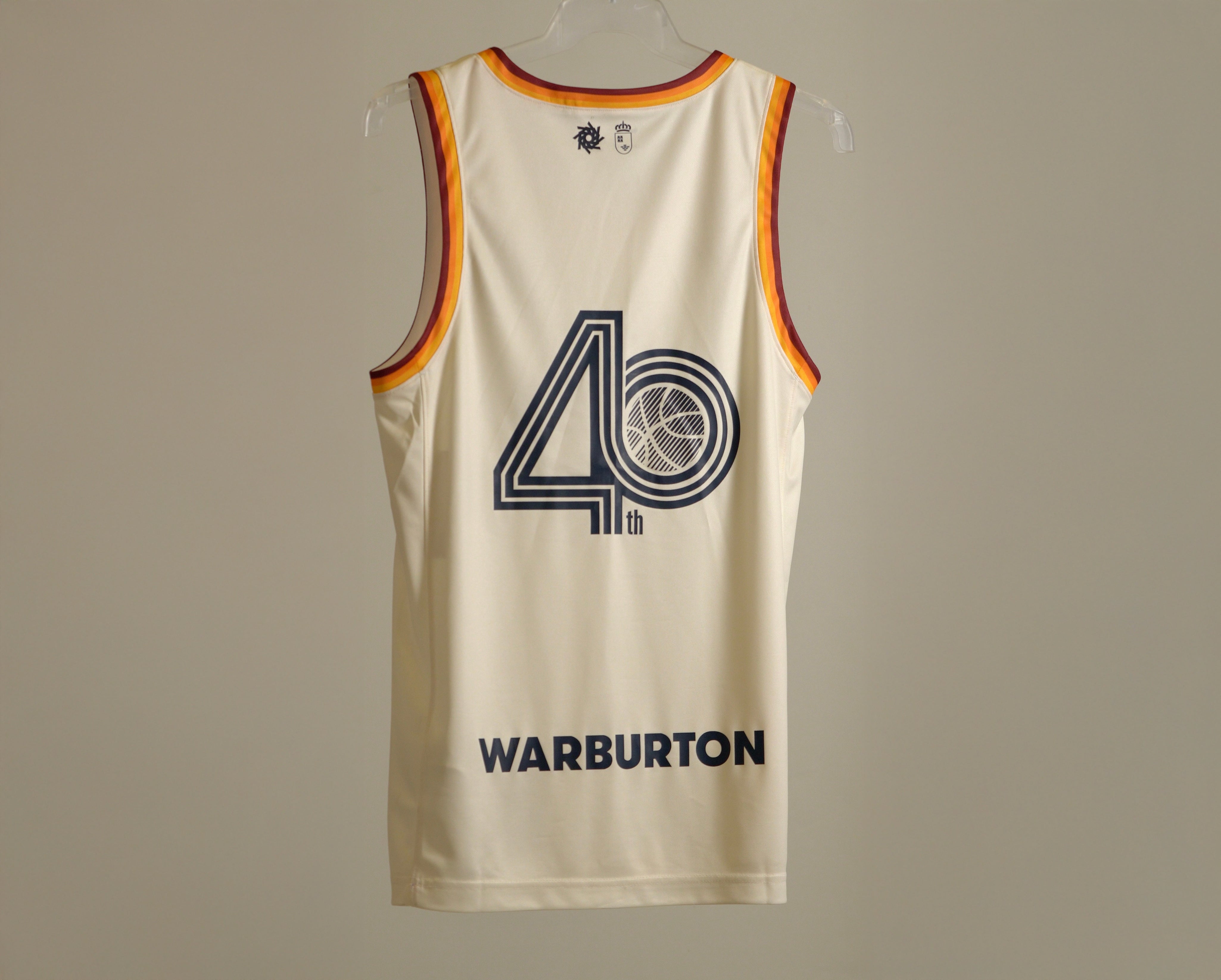 CAMISETA CONMEMORATIVA 40 ANIVERSARIO UCAM CB – EDICIÓN LIMITADA