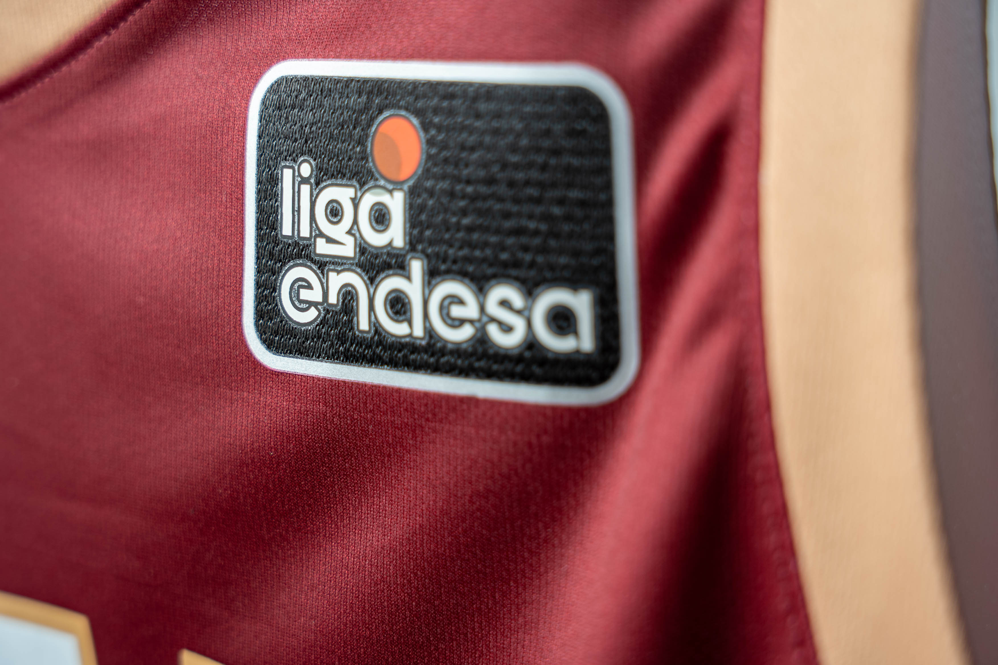 CAMISETA JUEGO 45 ESTRELLAS UCAM CB 26-27