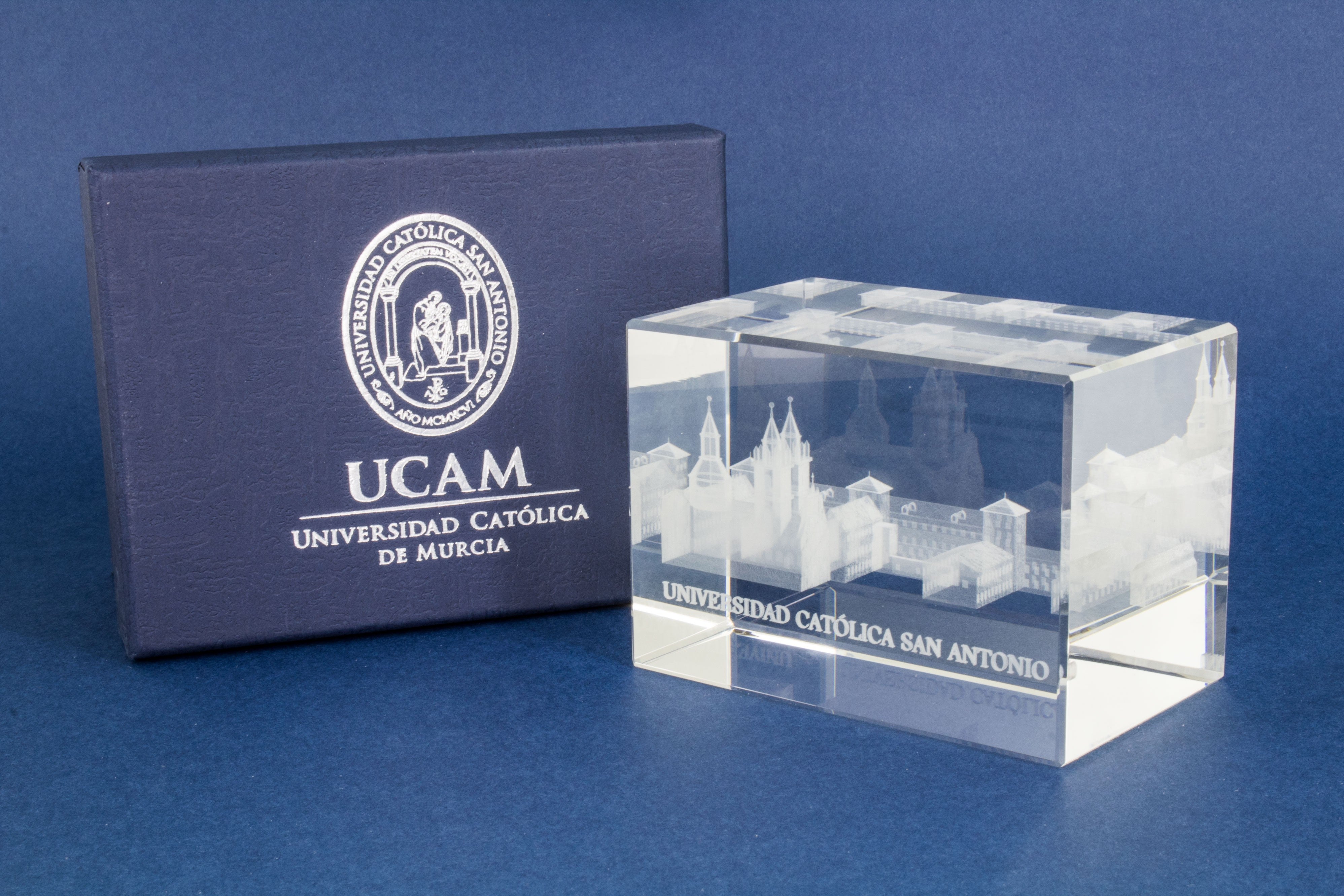 Cubo Cristal Óptico
